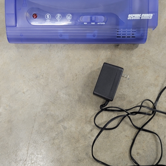 Paper Shredder - Picture 3 of 3